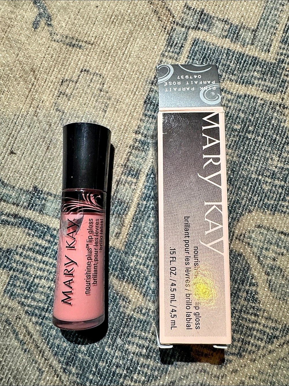Mary Kay NouriShine Plus Lip Gloss Pink Parfait Lip Gloss NWT